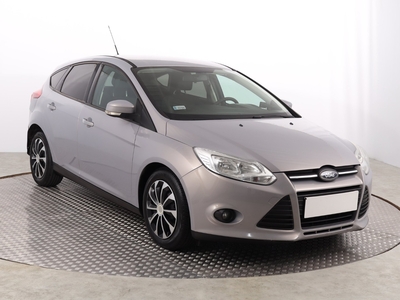 Ford Focus III , Klima, Parktronic, Podgrzewane siedzienia