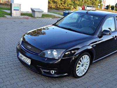 Ford Mondeo III Sedan 3.0 V6 24V ST220 226KM 2004