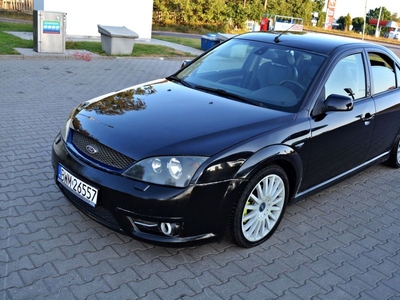 Ford Mondeo V6 ST 220