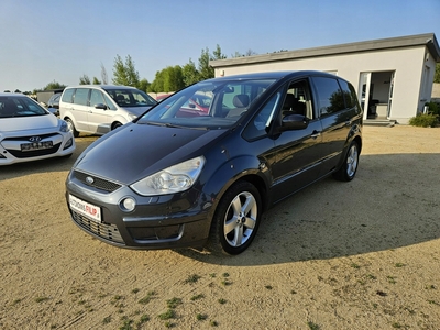 Ford S-Max I Van 2.0 i 16V 145KM 2010