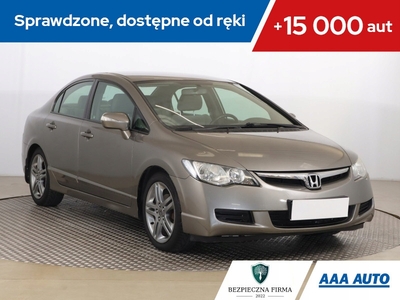 Honda Civic VIII Sedan 1.8 i-VTEC 140KM 2008