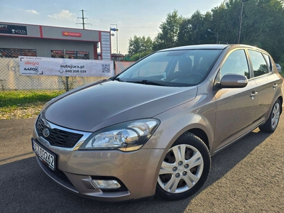 Kia Ceed I Hatchback 5d Facelifting 1.6 CRDi VGT 115KM 2010