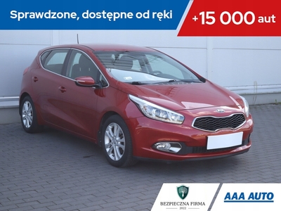 Kia Ceed II Hatchback 5d 1.6 GDI 135KM 2012