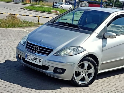 Mercedes A klasa/ Spalanie 7Lna100km /Klimatyzacja