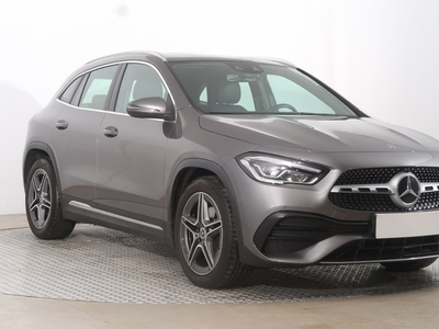 Mercedes-Benz Klasa GLA , Serwis ASO, Automat, Skóra, Navi, Klimatronic, Tempomat,