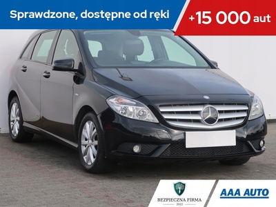 Mercedes Klasa B W246 Sports Tourer 180 BlueEFFICIENCY 122KM 2012