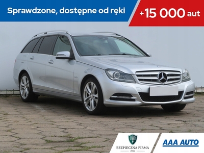 Mercedes Klasa C W204 Kombi T204 1.8 180 CGI BlueEFFICIENCY 156KM 2011