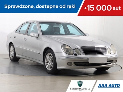 Mercedes Klasa E W210 Sedan 2.2 CDI 143KM 2002