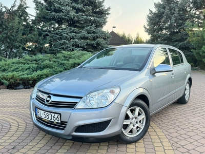 Opel Astra H