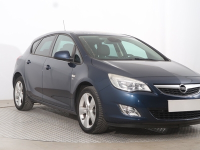 Opel Astra J , Serwis ASO, Automat, Klimatronic, Tempomat