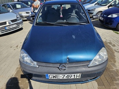 Opel Corsa 1.0 benzyna 2001 rok Opłaty do 2025 roku