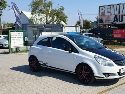 Opel Corsa D ColorRace/Podgrzewana kierownica+fotele/Czujniki parkowania