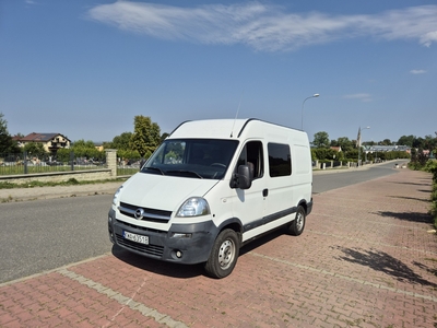 Opel Movano II 2,5 114KM* 6 osób *ZADBANY*255-tys km * Wspomaganie* HAK*