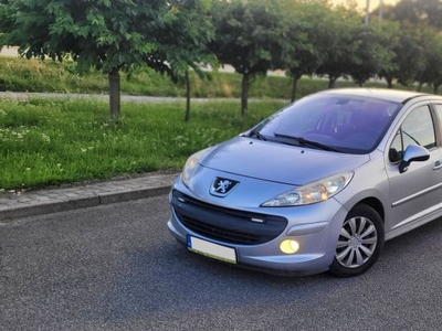 Peugeot 207 - 1.6 HDI / klimatronic - oszczędny