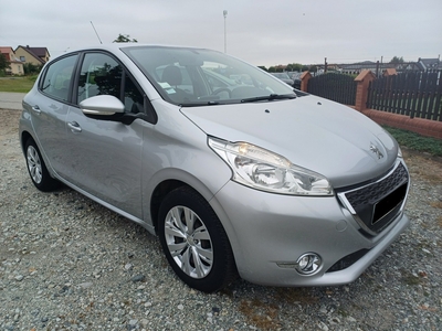 Peugeot 208 I