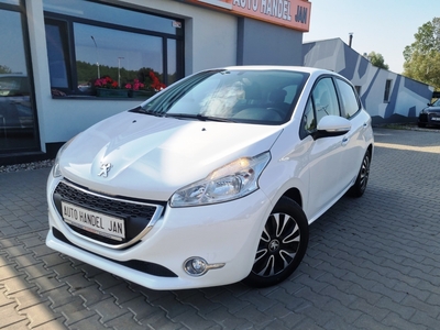 Peugeot 208 I