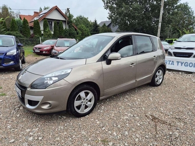 Renault Scenic III Van 1.6 16v 110KM 2009