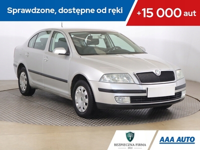 Skoda Octavia II Hatchback 1.6 MPI 102KM 2004