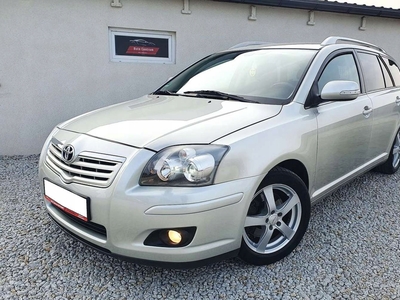 Toyota Avensis II Kombi 2.0 D-4D 126KM 2008