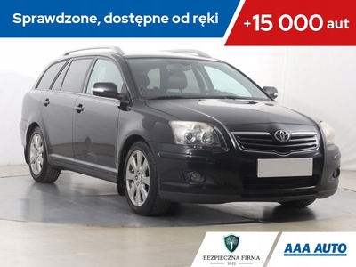 Toyota Avensis II Kombi 2.0 D-4D 126KM 2008