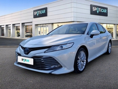 Toyota Camry IX 2020