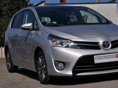 Toyota Corolla Verso AR10 2013