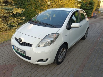 Toyota Yaris 1,3b 101 km