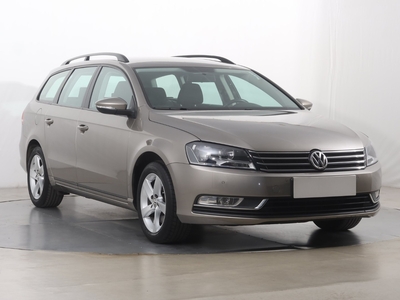 Volkswagen Passat B7 , Salon Polska, Klimatronic, Parktronic