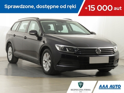 Volkswagen Passat B8 Variant 1.4 TSI BlueMotion Technology 125KM 2017