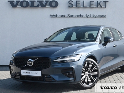 Volvo S60 III Sedan Facelifting 2.0 B5 250KM 2023