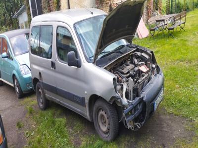 Citroen Berlingo uszkodzony