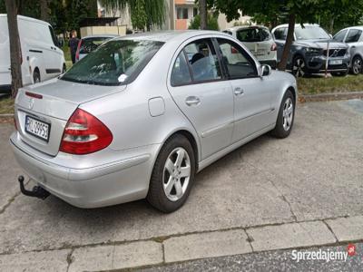 MERCEDES BENZ E270 CDI