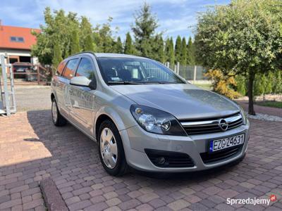 Opel Astra 1,7 CDTI, Zadbany, Bez korozji, drugi właściciel