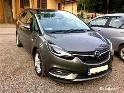 Opel Zafira FL 1.6 Turbo 170KM -5 Osób -Zobacz C (2011-)