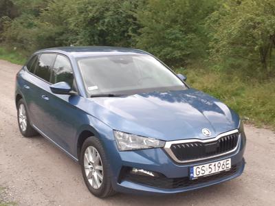 Skoda Scala Przebieg 14 000,Grzane fotele,smart link ,klima dwustrefowa auto.