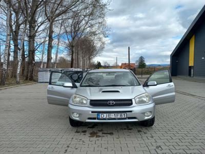 Toyota rav4 2.0d 2004