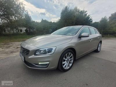 Volvo V60 I