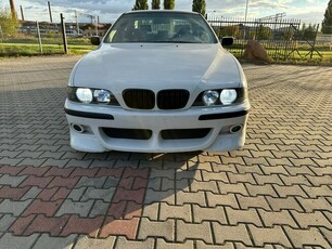 BMW 520 2.0i 6cyl, Gaz LPG, Duza navi, mały przebieg, Alu18, Karoseria super