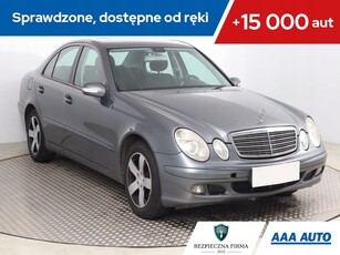 Mercedes Klasa E W211 Sedan W211 2.1 (220 CDI) 150KM 2004