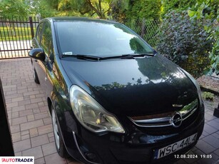 Opel Corsa 1.4 benzyna 90 KM 2013r.