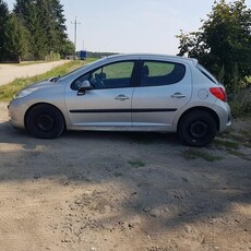 Peugeot 207 1.4 benzyna, 5 drzwiowy