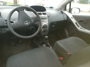 Toyota Yaris 2009 1.0 VVT