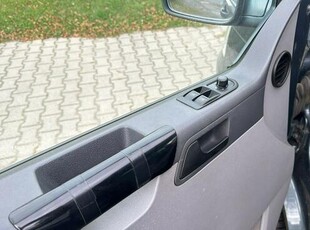 Volkswagen Transporter navi, klima, zarejestrowant, 9-cio osobowy, długi!