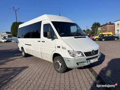 Mercedes sprinter autobus 20 osobowy