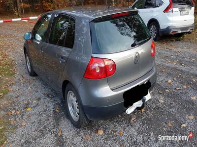 Sprzedam VW Golf 5 MPI 1,6 z gazem