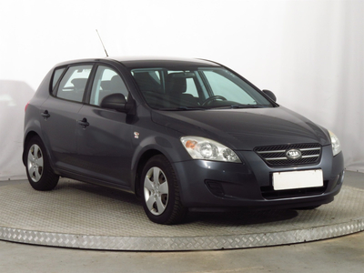 Kia Ceed 2011 1.6 CRDi 144976km ABS klimatyzacja manualna