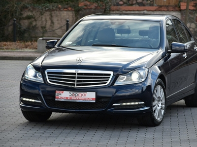 Mercedes C 200