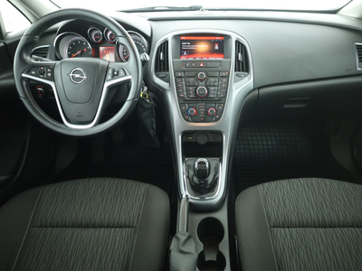 Opel Astra 2015 1.4 T 124470km Kombi