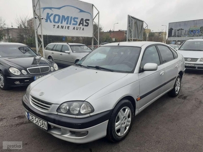 Toyota Avensis I