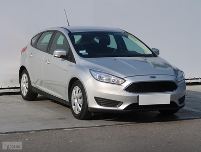 Ford Focus III , Salon Polska, Serwis ASO, Klima, Podgrzewane siedzienia